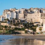 Pueblo español pintoresco, ideale per una fuga tranquilla durante la Semana Santa.